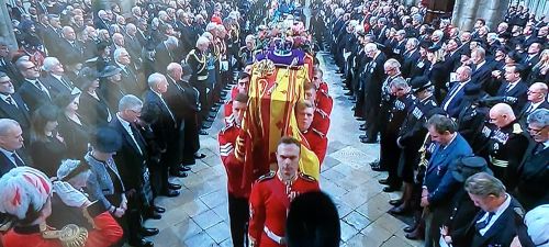 Funeraliile reginei Elisabeta a II-a, un eveniment urmărit de jumătate din populaţia globului